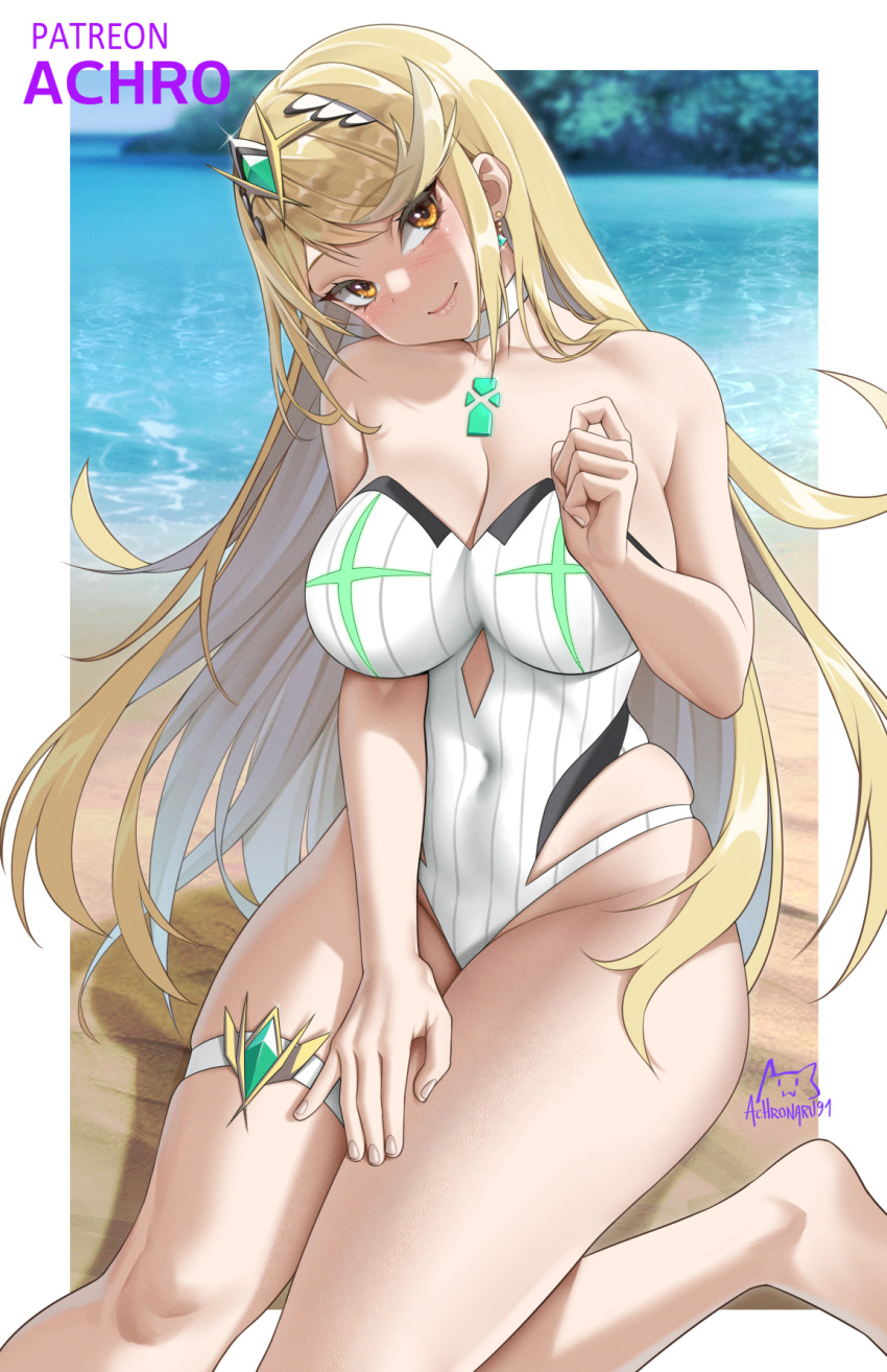 1girl 1girl achromaru seductor pechos grandes bikini cabello_rubio ojos_dorados mujer_de_piel_clara piel_clara cabello_largo mytra cara_traviesa nintendo bikini_de_una sola pieza sonrisa traje de baño xenoblade_(serie) xenoblade_chronicles_2