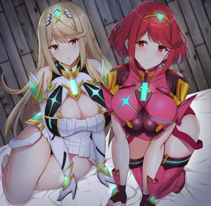 1 chica 2 chicas flequillo seductor pechos grandes cabello rubio rubor escote escote abierto vestido aretes guantes hasta el codo solo mujeres guantes sin dedos guantes adorno para el cabello joyas cabello largo mirando al espectador varias chicas mythra nintendo noeomi en la cama pyra ojos rojos cabello rojo cabello corto flequillo recogido muslos xenoblade_(serie) xenoblade_chronicles_2 ojos amarillos